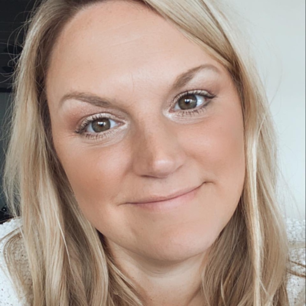 Meet your Posher, Julie